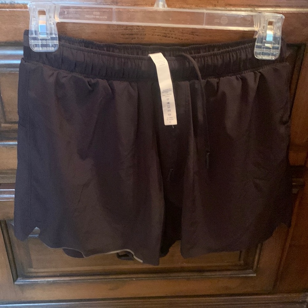 Lululemon Men’s Run Surge 3” Black running shorts